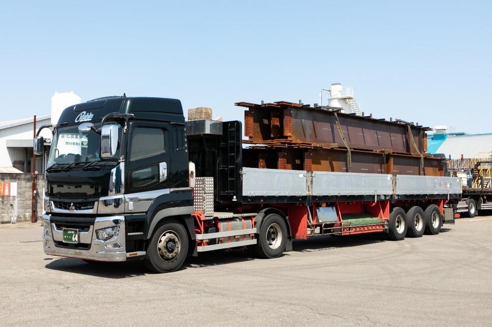 鉄骨製品の運搬